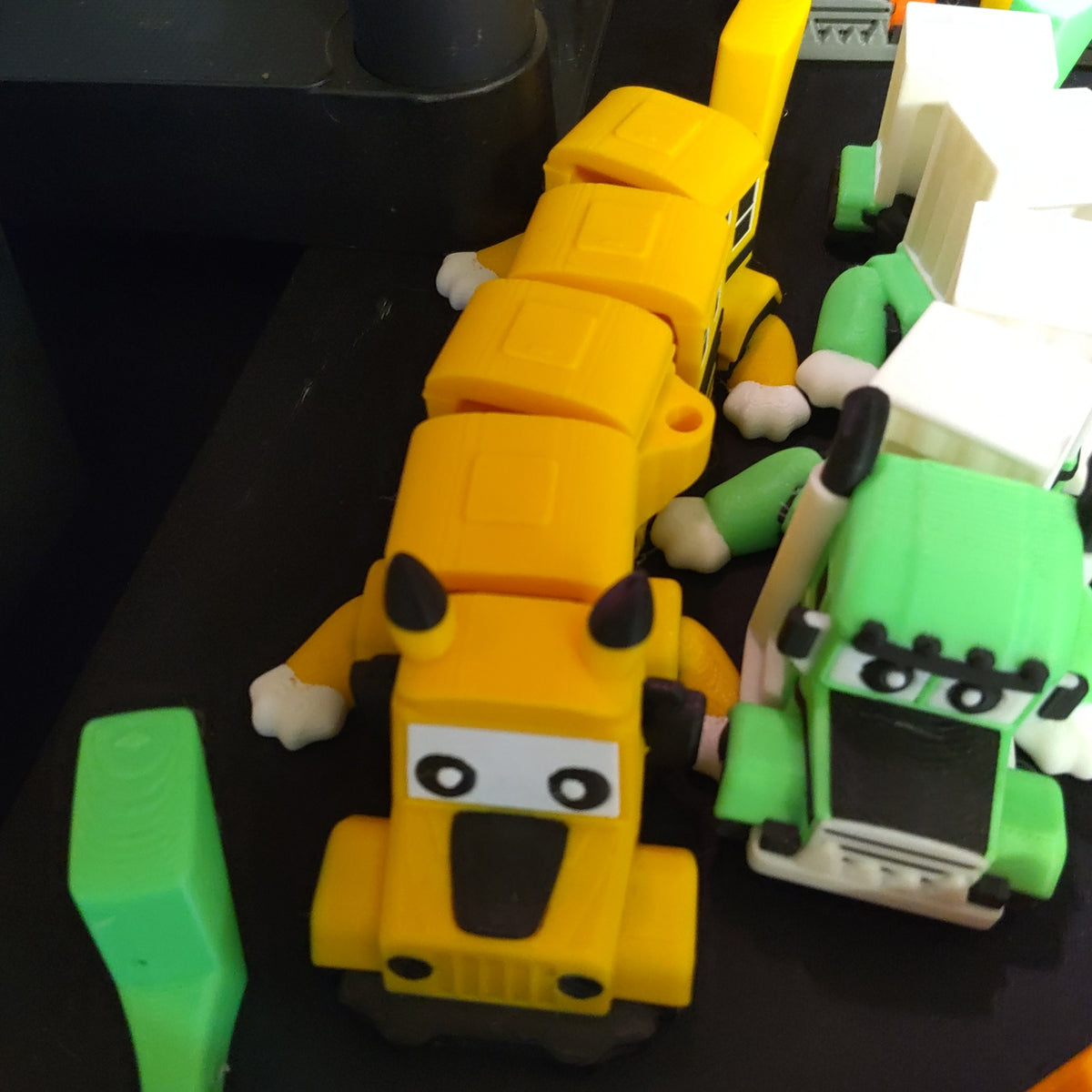 Dragon truck school